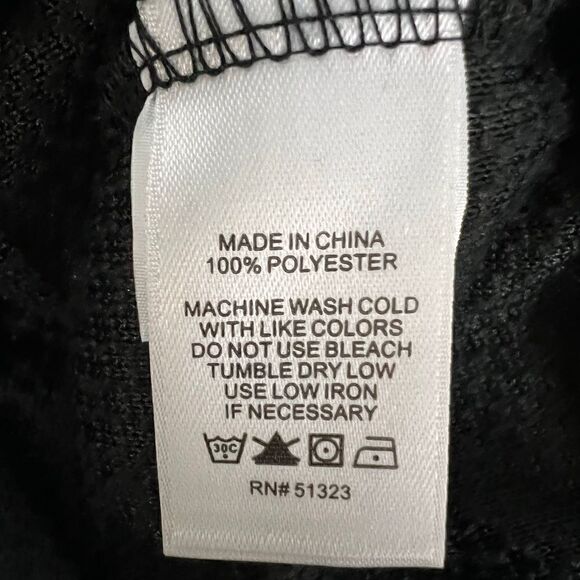 1. State Teddy Fuzzy Sweatshirt Pullover Top Black Silver Metallic Trim Small - Picture 16 of 16